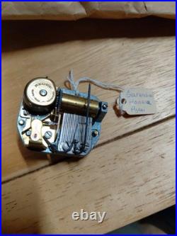 Lot Of 16 Music Box Movement Wind Up Mechanism Works Plays Various Songs