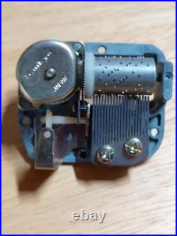 Lot Of 16 Music Box Movement Wind Up Mechanism Works Plays Various Songs