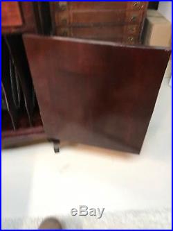 Mahogany Or Dark Cherry Music Box Cabinet For Your Regina Up To A 15.5