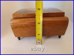 Marquetry Vintage ReugeSwiss Music Jewelry Box Plays Dr Zhivago Sorrento Italy