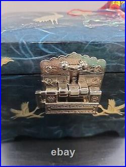 Mother Of Pearl Music Jewelry Box Blue Birds Korean Lock & Key Red Velvet