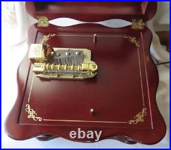 Mr Christmas Animated Holiday Symphonium Ballroom Music Box Complete withBox