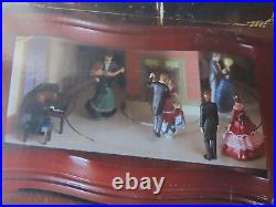 Mr Christmas Animated Holiday Symphonium Ballroom Music Box Complete withBox