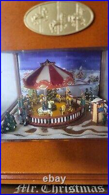 Mr Christmas Animated Symphony of Bells 50 Songs Wood Brass Music Box Tested