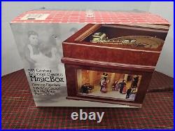 Mr. Christmas Crosley 19th Century Ballroom Dancers Music Box 18 Discs Works