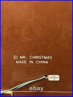 Mr. Christmas Crosley 19th Century Ballroom Dancers Music Box w 16 Disks Songs