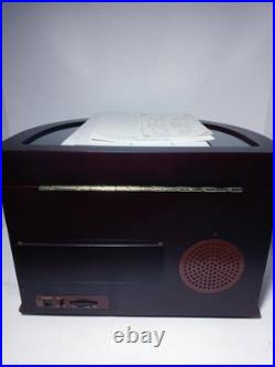 Mr. Christmas Gold Label Animated Symphony of Bells, Music Box Works