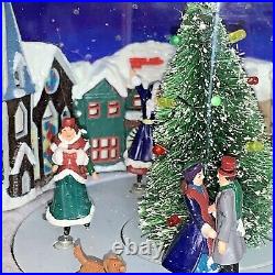Mr Christmas Music Box Animated Symphony of Bells 50 Songs Village Skaters 2009