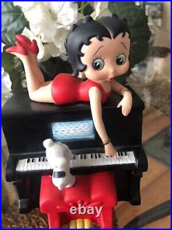 Music Box Betty Boop on piano With pudgy dog. Oh you beautiful doll