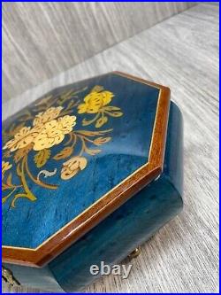 Music Jewelry Box Vintage Lacquered High Gloss Floral on Blue Come Back Sorrento