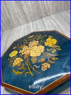 Music Jewelry Box Vintage Lacquered High Gloss Floral on Blue Come Back Sorrento