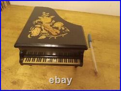Musical Jewelry Box Swiss 22 Note Playing music of the night A. L. Weber