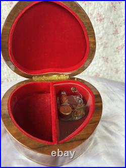 Musical jewelry box vintage Made In Italy