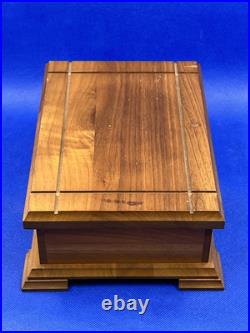 ORPHEUS SANKYO Walnut Wood Music Box 50 Notes 2 Songs M. Monnot R. Rodgers ORPHEUS SANKYO Walnut Wood Music Box 50 Notes 2 Songs M. Monnot R. Rodgers