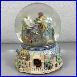Oh Holy Night San Francisco Music Box Water Snow Globe Nativity Revolving Xmas Oh Holy Night San Francisco Music Box Water Snow Globe Nativity Revolving Xmas