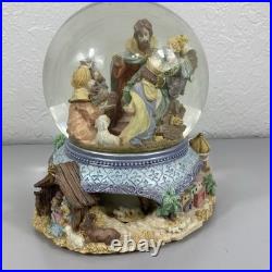 Oh Holy Night San Francisco Music Box Water Snow Globe Nativity Revolving Xmas Oh Holy Night San Francisco Music Box Water Snow Globe Nativity Revolving Xmas