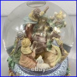 Oh Holy Night San Francisco Music Box Water Snow Globe Nativity Revolving Xmas Oh Holy Night San Francisco Music Box Water Snow Globe Nativity Revolving Xmas