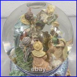 Oh Holy Night San Francisco Music Box Water Snow Globe Nativity Revolving Xmas Oh Holy Night San Francisco Music Box Water Snow Globe Nativity Revolving Xmas