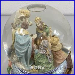 Oh Holy Night San Francisco Music Box Water Snow Globe Nativity Revolving Xmas Oh Holy Night San Francisco Music Box Water Snow Globe Nativity Revolving Xmas