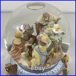 Oh Holy Night San Francisco Music Box Water Snow Globe Nativity Revolving Xmas Oh Holy Night San Francisco Music Box Water Snow Globe Nativity Revolving Xmas