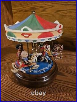 Peanuts / Snoopy Willits Carousel Music Box Item No. 8113