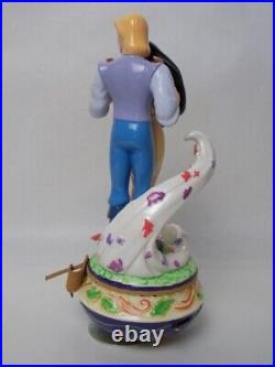 Pocahontas John Smith Disney Enesco VTG Music Box Color of the Wind Very Rare