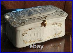 Porcelain Jewelry Music Box Gone With the Wind GWTW by Franklin Mint RED VELVET