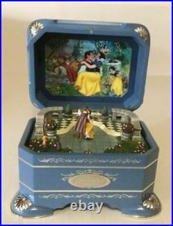 RARE Disney Spinning Snow White s Someday My Prince Will Come Music Box