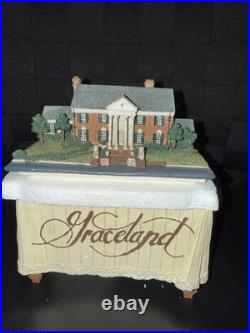 RARE Elvis Presley's GRACELAND The King Vintage 1998 Figurine Music Box Original RARE Elvis Presley's GRACELAND The King Vintage 1998 Figurine Music Box Original
