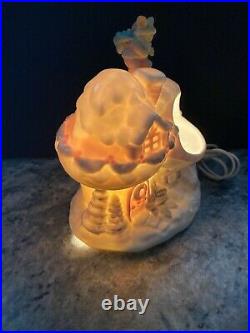RARE Enesco Teapot Bungalow Mice House Lighted Music Box Santa Coming To Town
