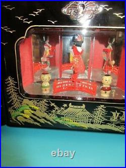 RARE Mid-Century Japanese-Designed Footed Lacquer Jewelry Box withGeisha Girl, EUC
