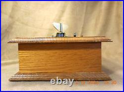 RARE SOLID OAK THORENS GRAMOPHONE AD30 4-1/2 DISC PLAYER With 5 DISCS (SEE VIDEO)