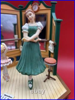 RARE Vintage 1997 Enesco Music Box w Motion Ballet School Ballerinas