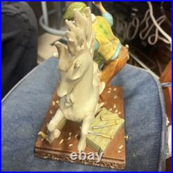 RARE WAYNE HIGGINS THE MASTER CARVER AND HIPPOCAMPUS MUSIC BOX #323 Of 5000