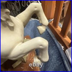 RARE WAYNE HIGGINS THE MASTER CARVER AND HIPPOCAMPUS MUSIC BOX #323 Of 5000