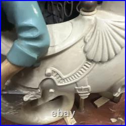 RARE WAYNE HIGGINS THE MASTER CARVER AND HIPPOCAMPUS MUSIC BOX #323 Of 5000