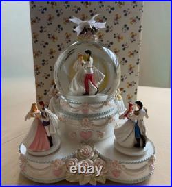 RARE Walt Disney World Disney Princess Wedding Musical Snow globe WORKS READ