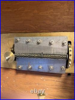 REGINA AUTOMATON ANTIQUE 1895 MUSIC PLAYER With +- 80 Disks