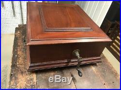 REGINA DISC MUSIC BOX Cherry Cabinet Plays Well Coinop Is There But Not Workin