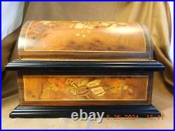 REUGE INLAID TREASURE CHEST With BRASS PLATED AD-30 4-1/2 DISC PLAYER & 10 DISCS