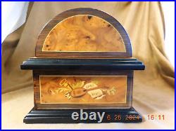 REUGE INLAID TREASURE CHEST With BRASS PLATED AD-30 4-1/2 DISC PLAYER & 10 DISCS