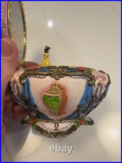 Rare Disney Wonderland Beauty and The Beast Belle Jewelry Box Type Music Box