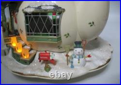 Rare Enesco 1993 Teapot Bungalow MusicBox'Twas The Night Before Christmas VIDEO