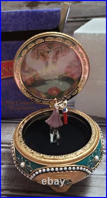 Rare San Francisco Music Box Co Anastasia 1997 Anastasia's Music box newly opend Rare San Francisco Music Box Co Anastasia 1997 Anastasia's Music box newly opend