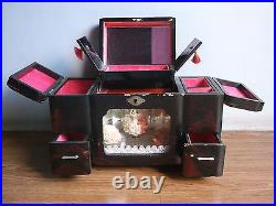Rare vintage wind up beautiful lightning and musical dancing doll jewellery box