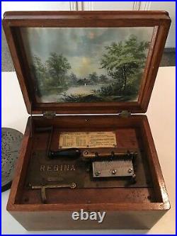 Regina 8 disc music box 1890s, one-family owner, 13 discs. Beautiful oak wood