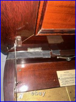 Regina Music Box Model (read Description) Regina Music Box Model (read Description)