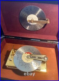 Reuge AD30 Gold Disc Music Box Player in a Gorgeous Case. 3 Discs Included