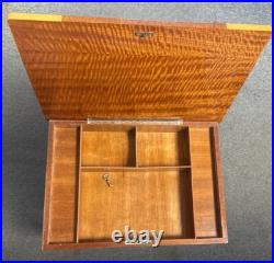 Reuge Italian Inlaid Marquetry Music Jewelry Box Sewing Side Storage Table Vtg