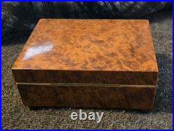 Reuge Sainte Croix Switzerland Wooden Music Box, works